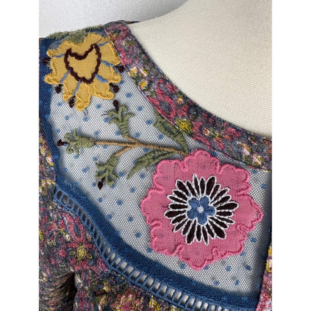 Anthropologie Postmark Ciutadella Top Lace Embroidered Floral Size M Bell Sleeve - Picture 7 of 17